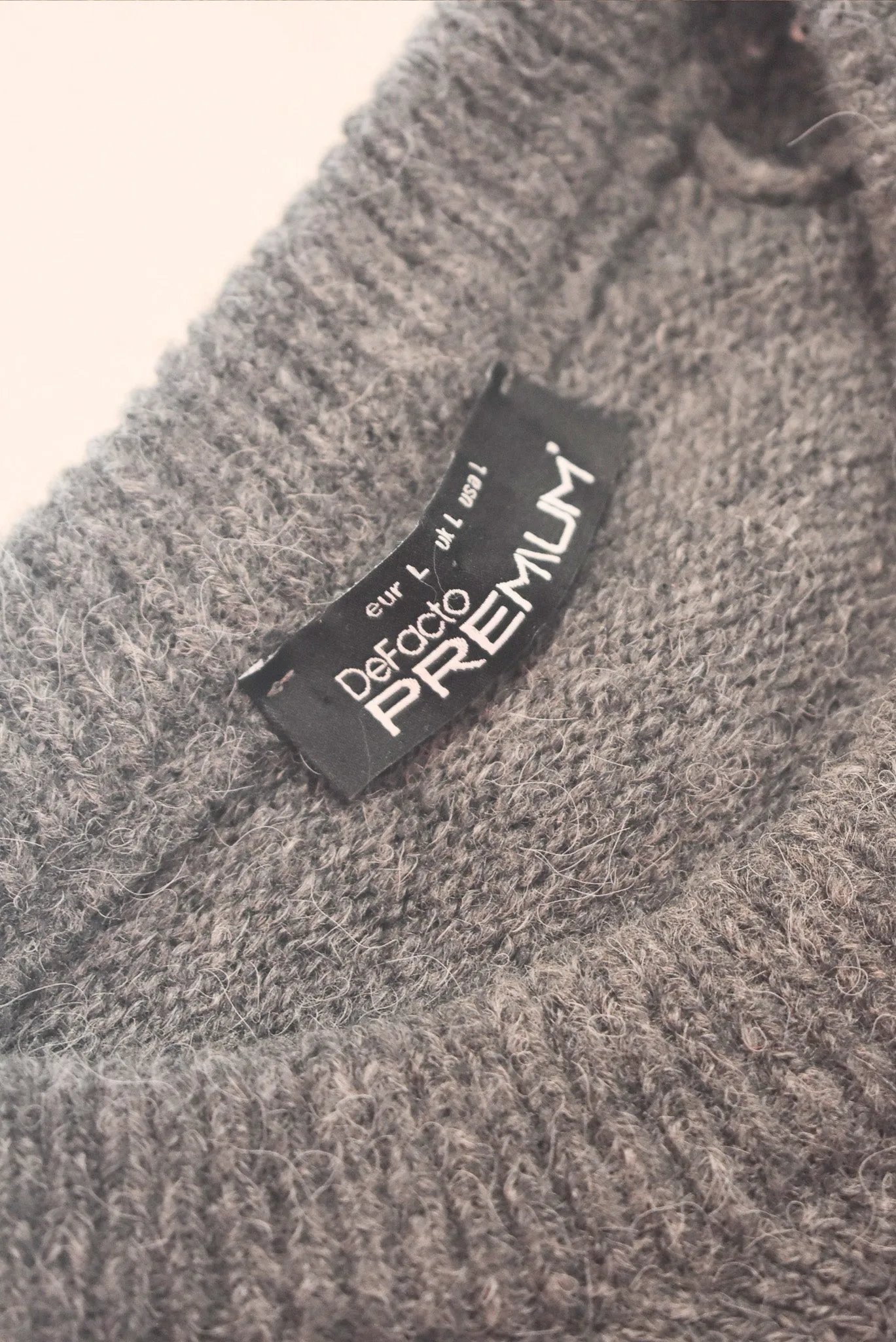 DeFacto premium grey knit, L