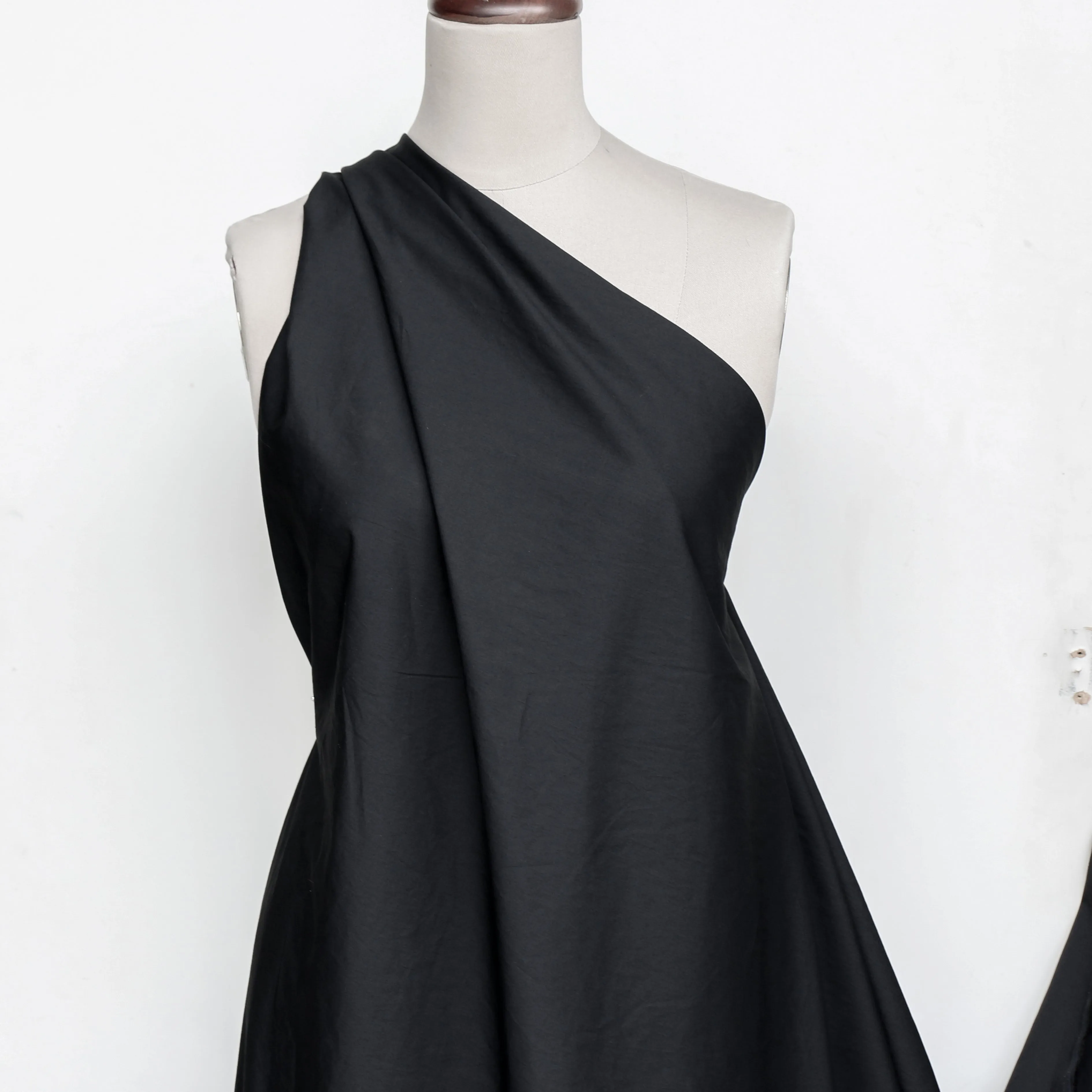 Lamatina Black Cotton Poplin