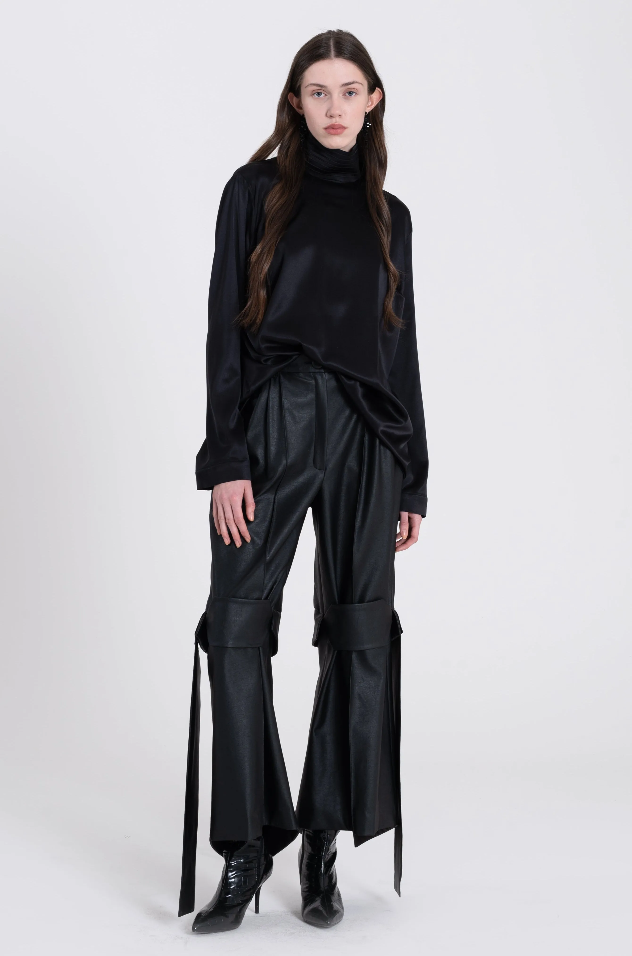 OLIVE LEATHER TROUSERS