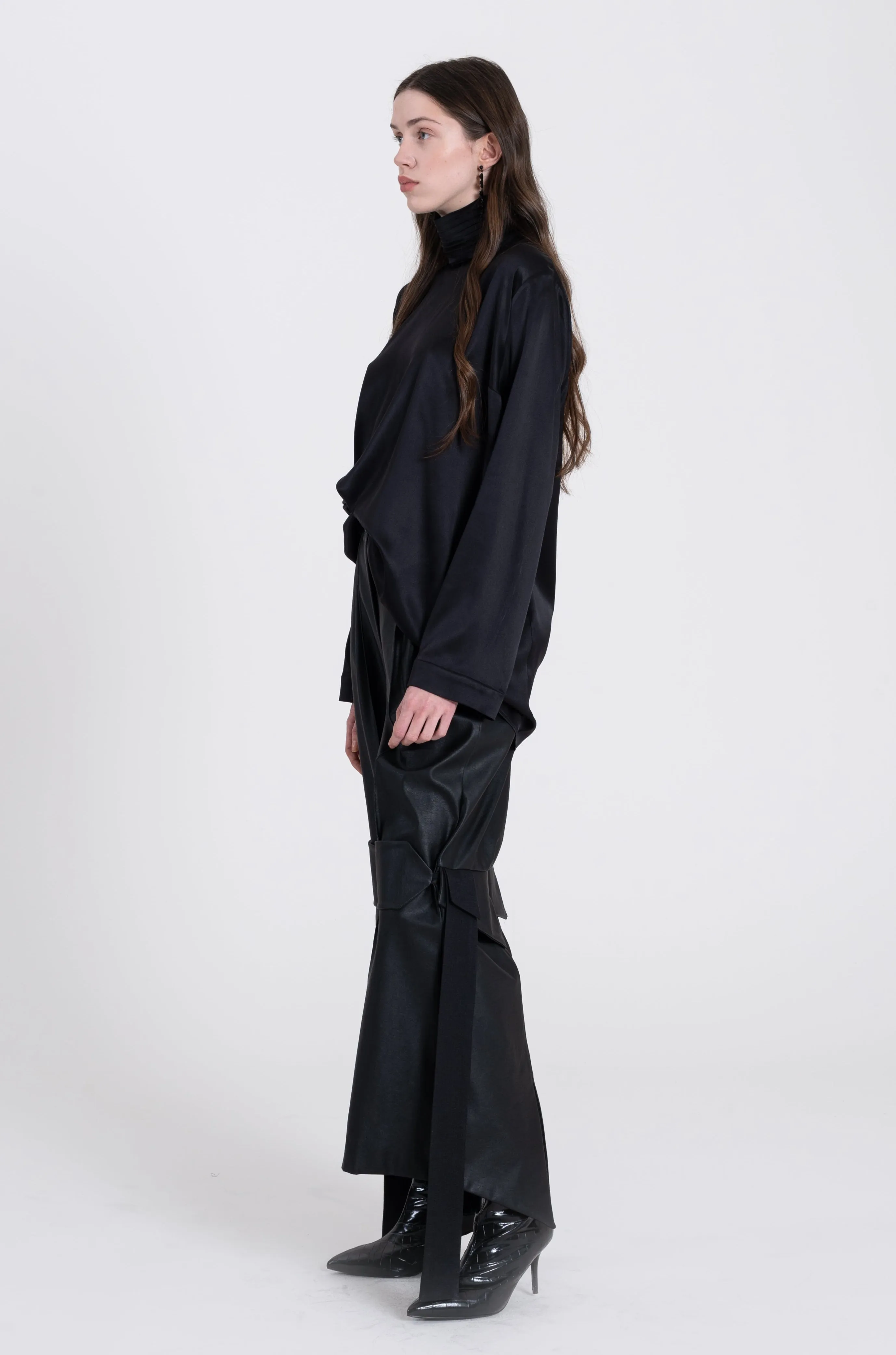 OLIVE LEATHER TROUSERS