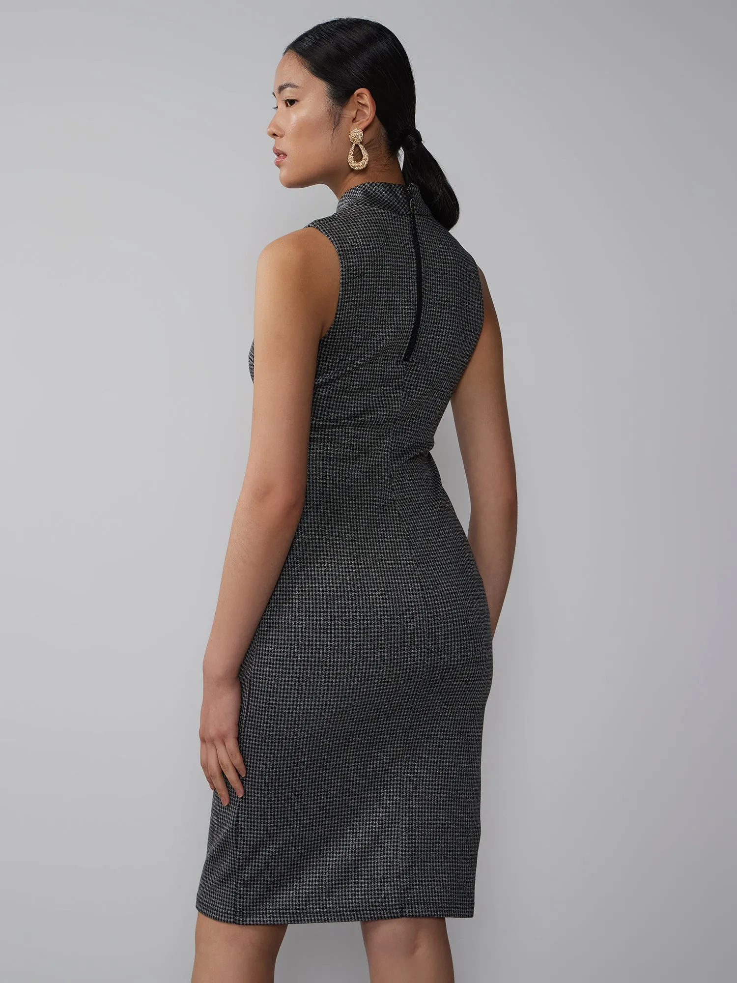 Sleeveless Mock Neck Plaid Shift Dress