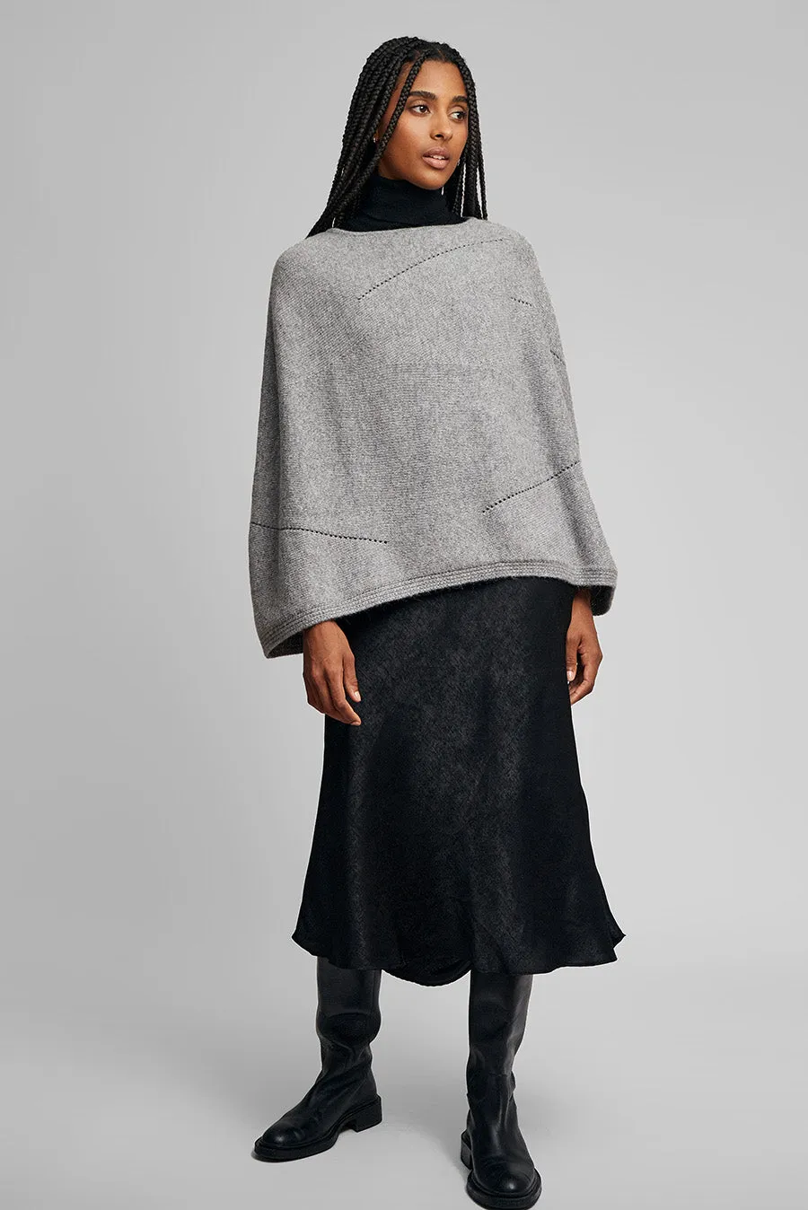 Wonderland Poncho Baby Alpaca Color Nuage